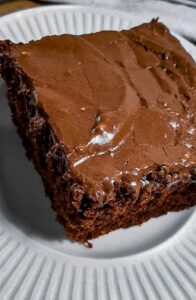 Decadent Chocolate Depression Cake: A Timeless Family Favorite!