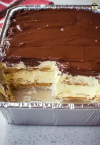 No Bake Chocolate Éclair Cake — Easy Layered Dessert