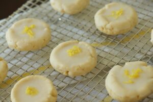 Delicious Zesty Lemon Cream Cheese Cookies: A Must-Try Recipe for Home Bakers