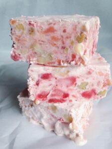 Delicious Frozen Fruit Salad Recipe: A Refreshing Delight!