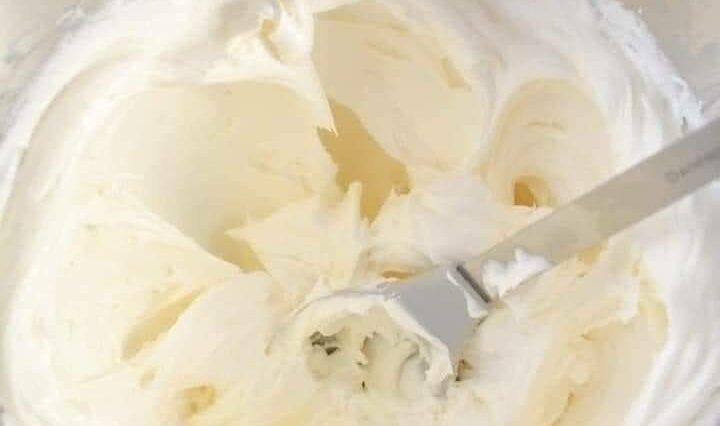 Homemade Buttercream Frosting Recipe