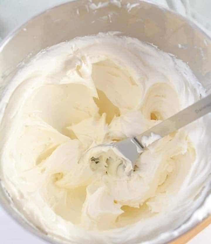 Homemade Buttercream Frosting Recipe