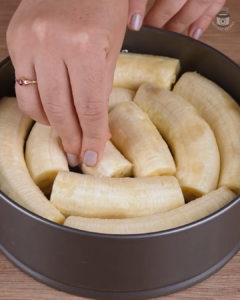 Irresistible Chocolate Banana Christmas Dessert
