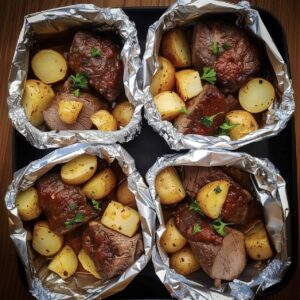 Garlic Steak & Potato Foil Packs—So Easy, So Good!