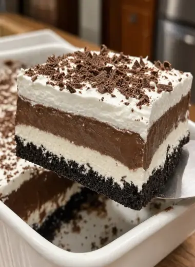Easy Chocolate Lasagna