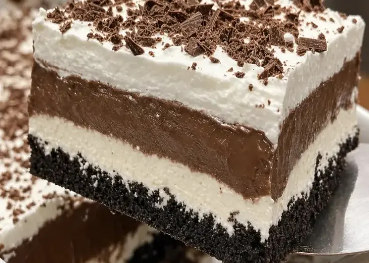 Easy Chocolate Lasagna